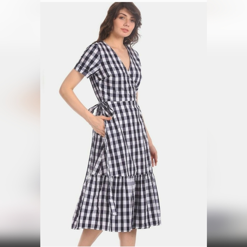 GAP  Gingham. Black and White Checkered Midi Wrap Dress.